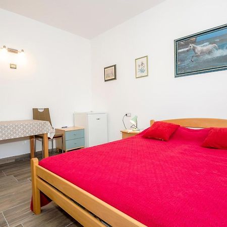 Guest House Ab Adria Home Ρόβινι Εξωτερικό φωτογραφία