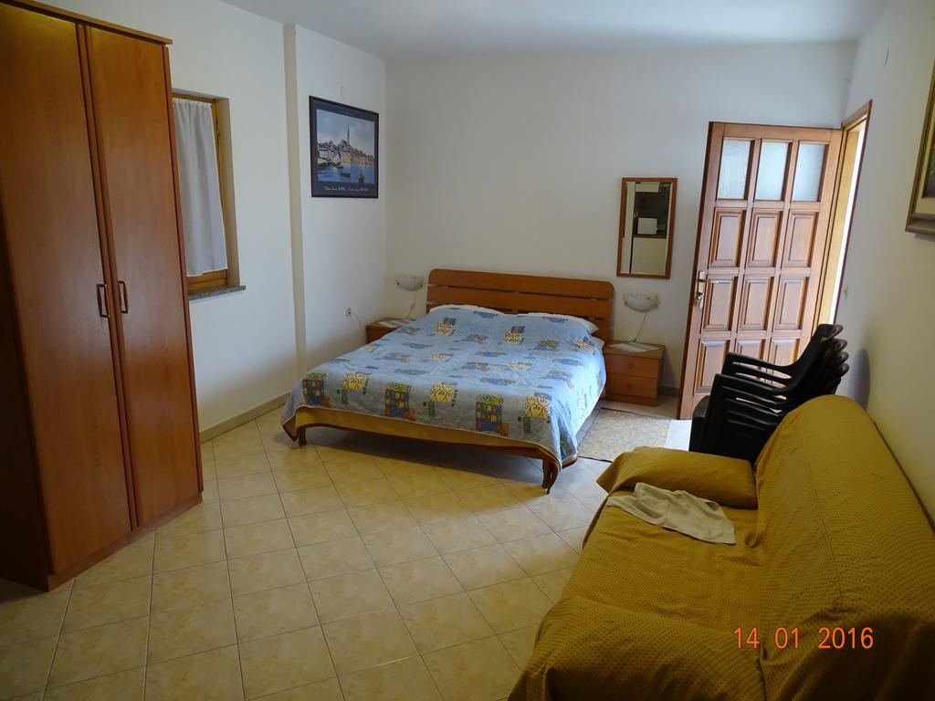 Guest House Ab Adria Home Ρόβινι Δωμάτιο φωτογραφία
