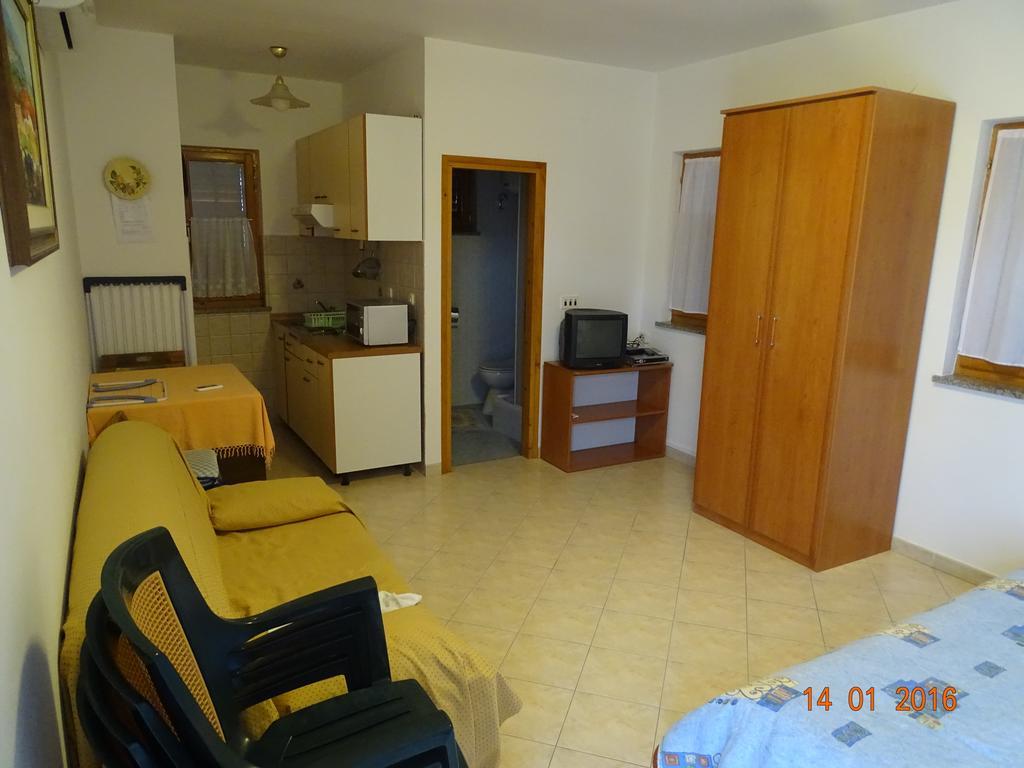 Guest House Ab Adria Home Ρόβινι Δωμάτιο φωτογραφία