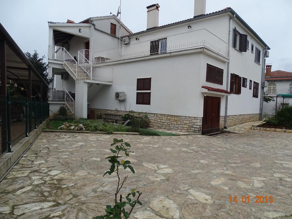 Guest House Ab Adria Home Ρόβινι Εξωτερικό φωτογραφία